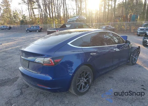 2019 Tesla Model 3 Long Range/Mid Range/Standard Range/Standard Range Plus z USA, uszkodzony, nr VIN 5YJ3E1EA5KF299432